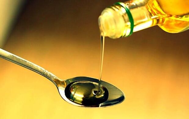 Limpiar el cuerpo de un niño de gusanos con aceite de ricino o de linaza